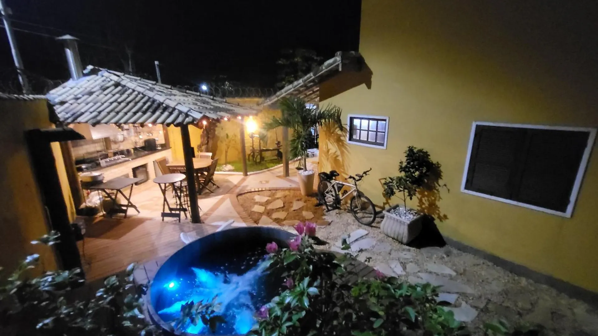 Casa de Férias Casa Em Buzios Em Frente A Praia Rasa -Kite Surf Buzios Spa Vila